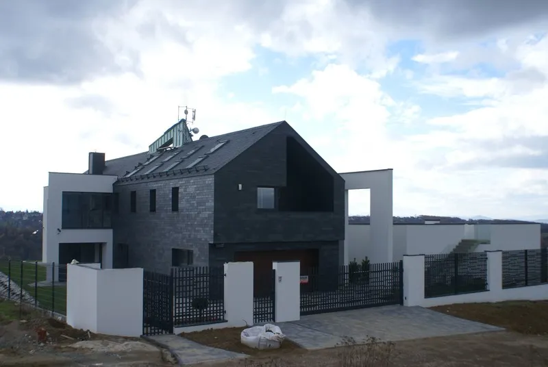 dach położony Łupkiem przez firmę Raf-dach